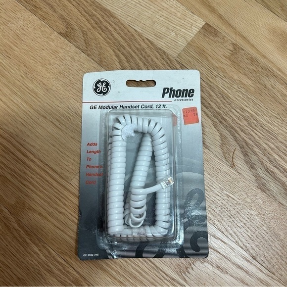 GE Phone Cord NEW 12 ft White Coiled Modular Handset Vintage - Picture 2 of 4